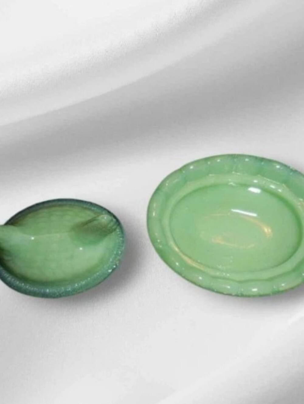 Vintage Green Glass Hen on Nest Salt Cellars - Pair - Picture 2 of 2